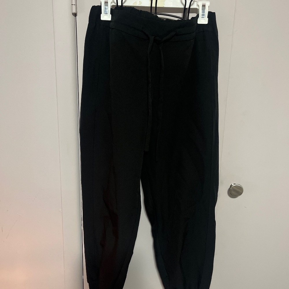 Women’s casual pants